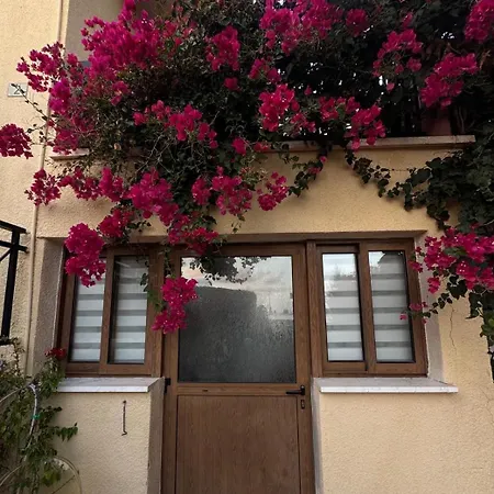 Apartmán Bougainvillea Garden